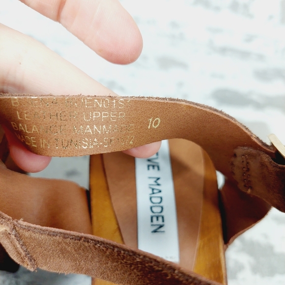 NEW Steve Madden Alabama Platform Brown Suede Wooden Studded Sandals F315 - Picture 10 of 13